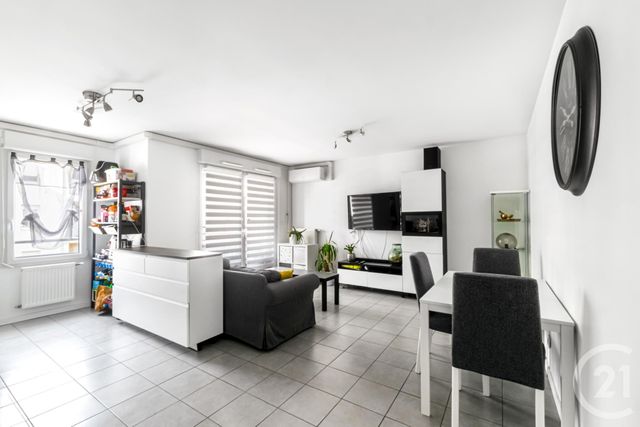 Appartement F4 à vendre - 4 pièces - 80 m2 - Venissieux - 69 - RHONE-ALPES